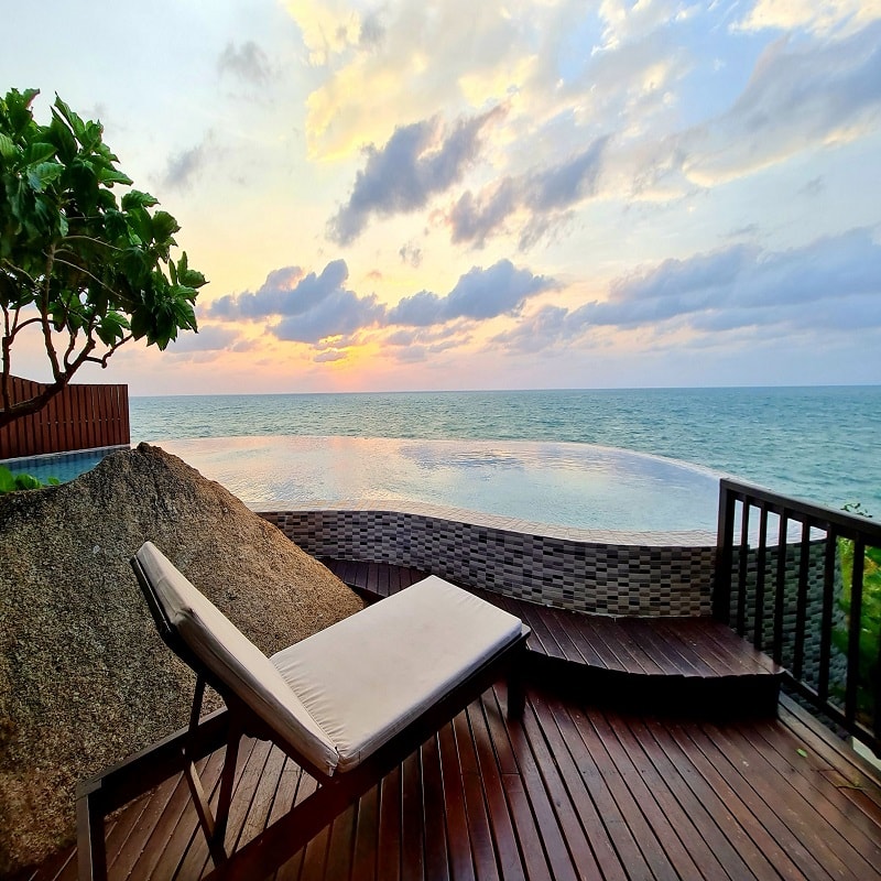 Ocean Front Pool Villa Suite Photo