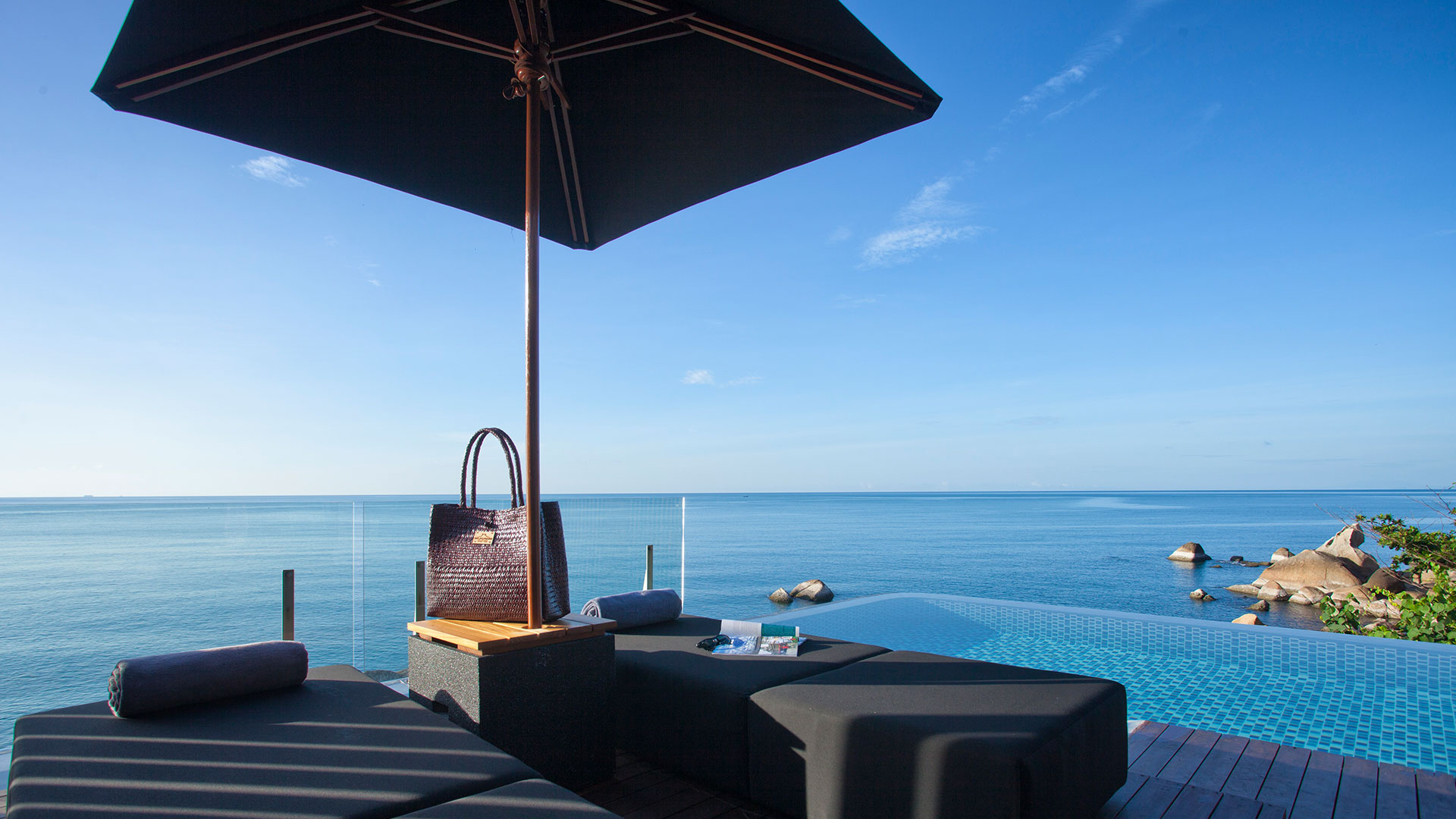 Ocean Front Pool Villa Photo