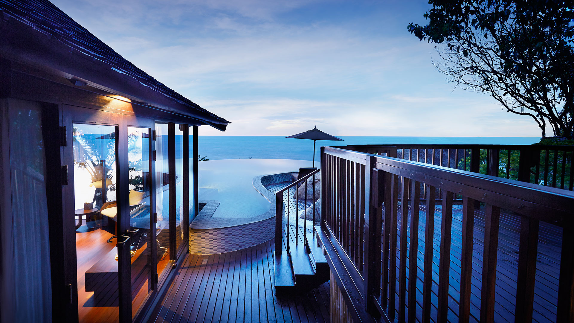 Ocean Front Pool Villa Suite Photo