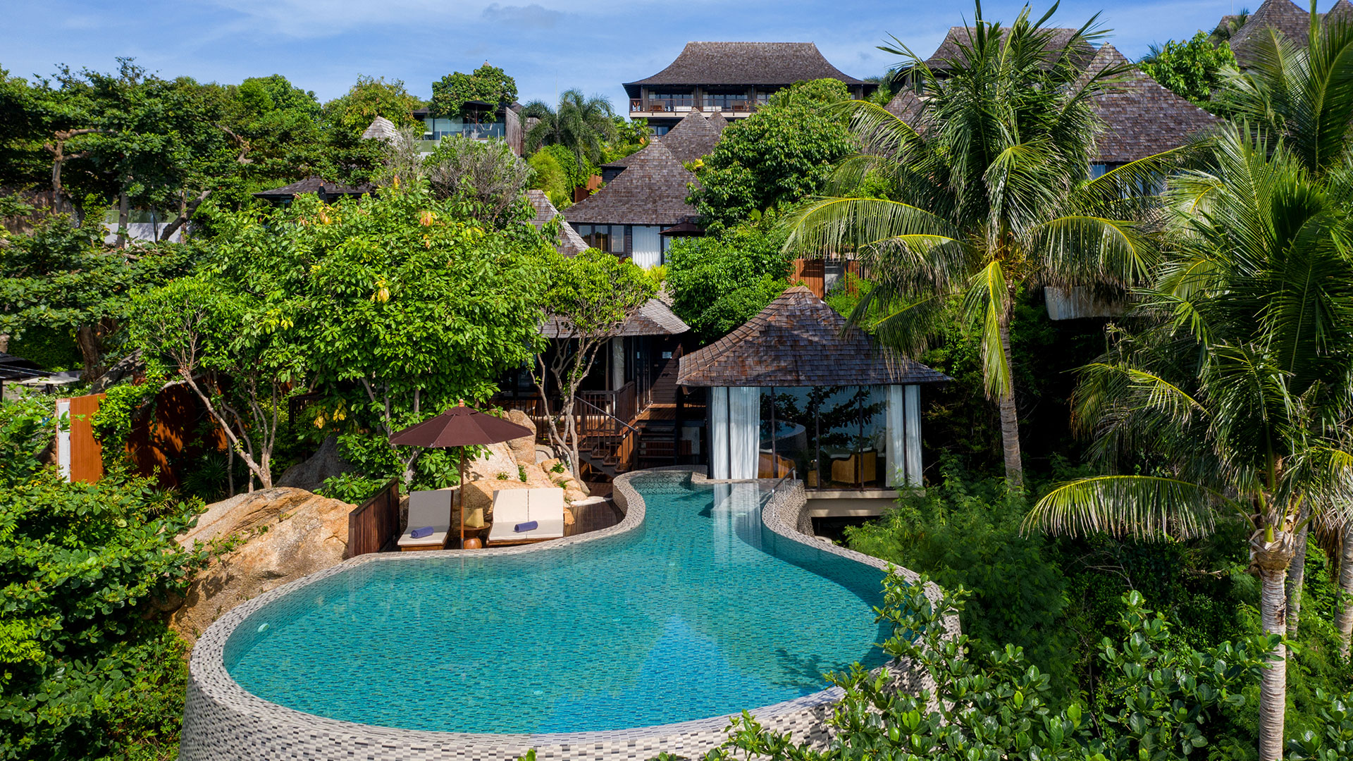 Ocean Front Pool Villa Suite Photo